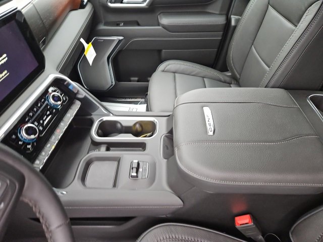 New 2026 GMC Sierra 2500 Denali w/ Technology Package image 28