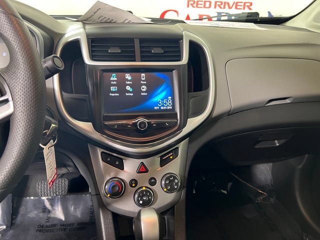 Used 2017 Chevrolet Sonic LT FWD image 15