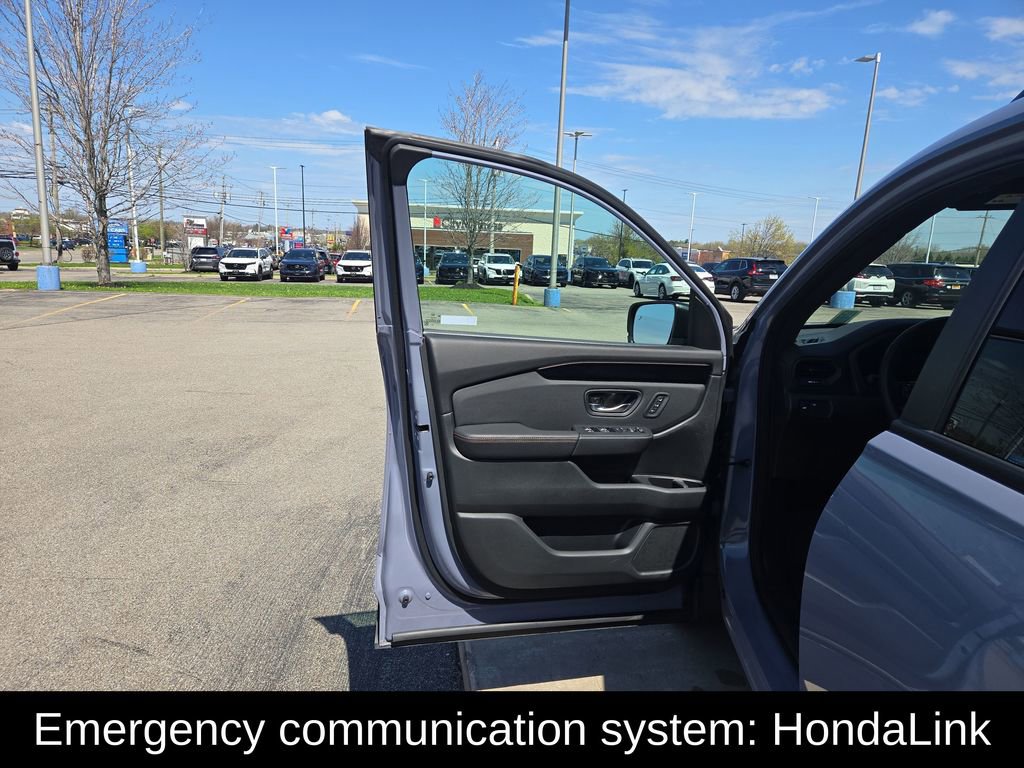 Certified 2026 Honda Pilot TrailSport image 12