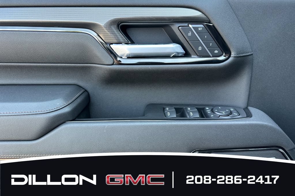 New 2026 GMC Sierra 2500 AT4 w/ AT4 Premium Plus Package AWD/4WD image 13