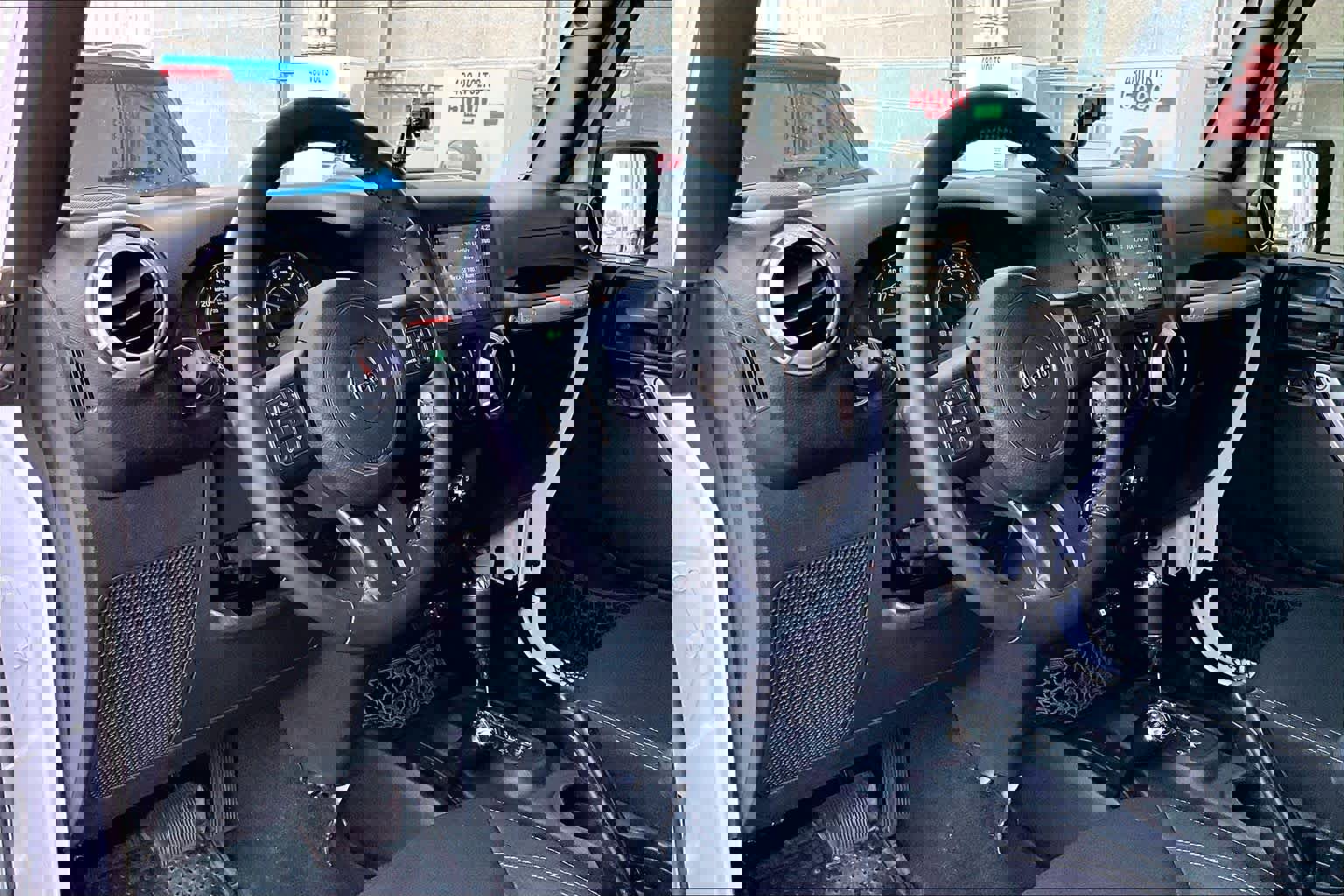 Used 2016 Jeep Wrangler Unlimited Sahara w/ Max Tow Package image 18