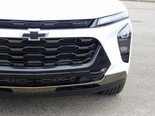 New 2026 Chevrolet Trax ACTIV w/ Driver Confidence Package image 9