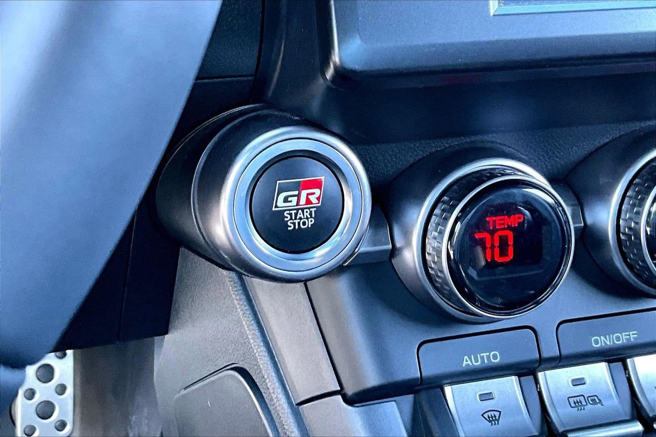 Used 2023 Toyota GR86 Premium image 25