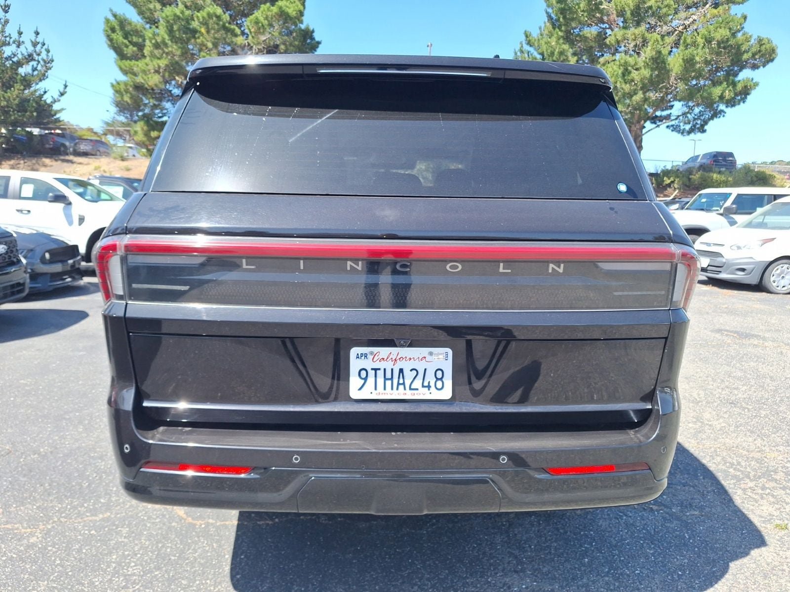 Used 2025 Lincoln Navigator Reserve AWD/4WD image 7