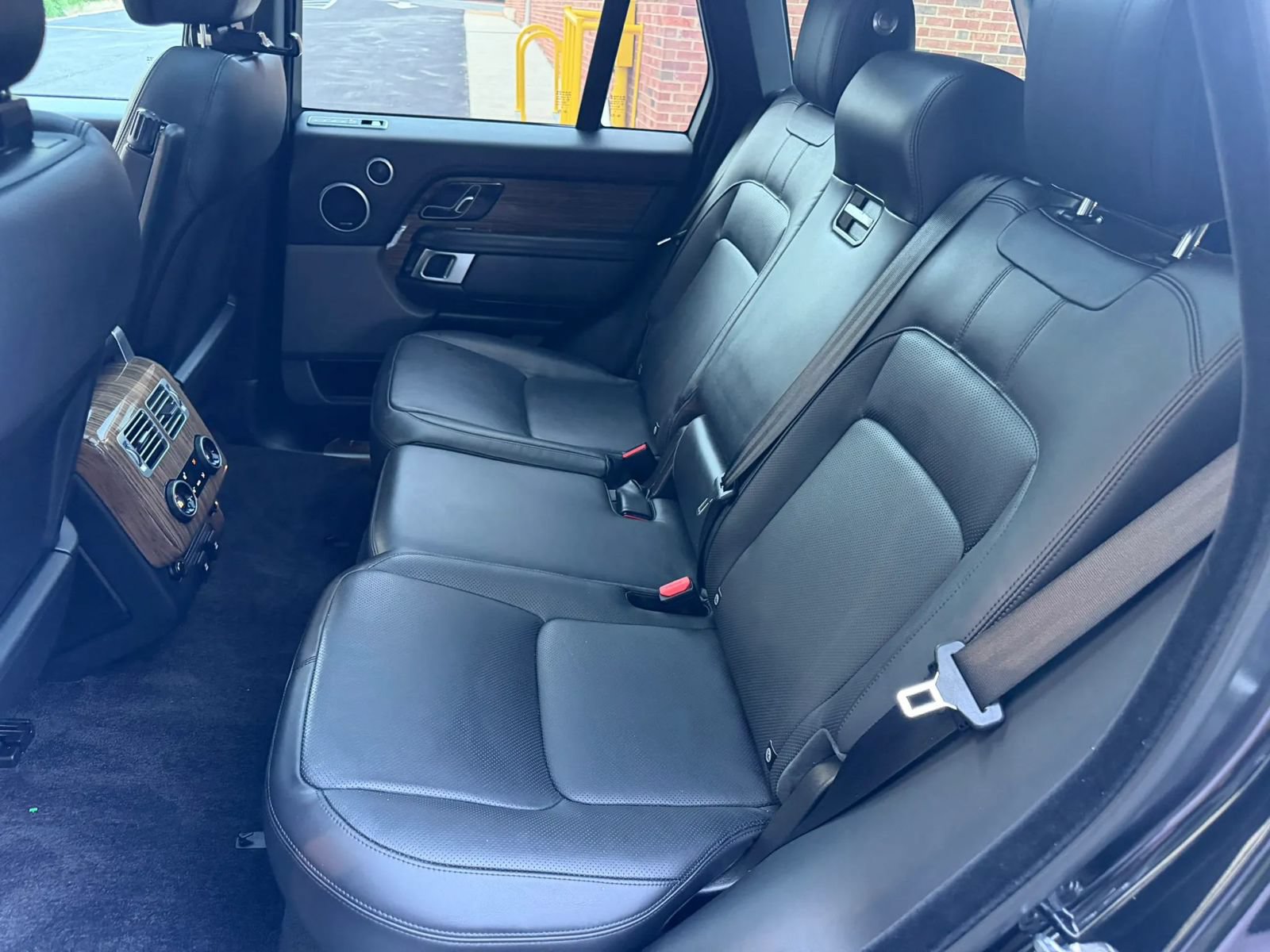 Used 2019 Land Rover Range Rover HSE AWD/4WD image 15