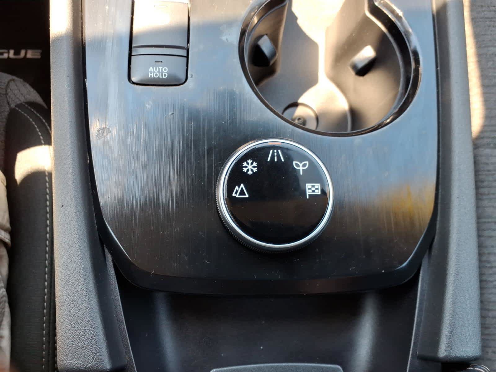 Certified 2021 Nissan Rogue SV AWD/4WD image 22