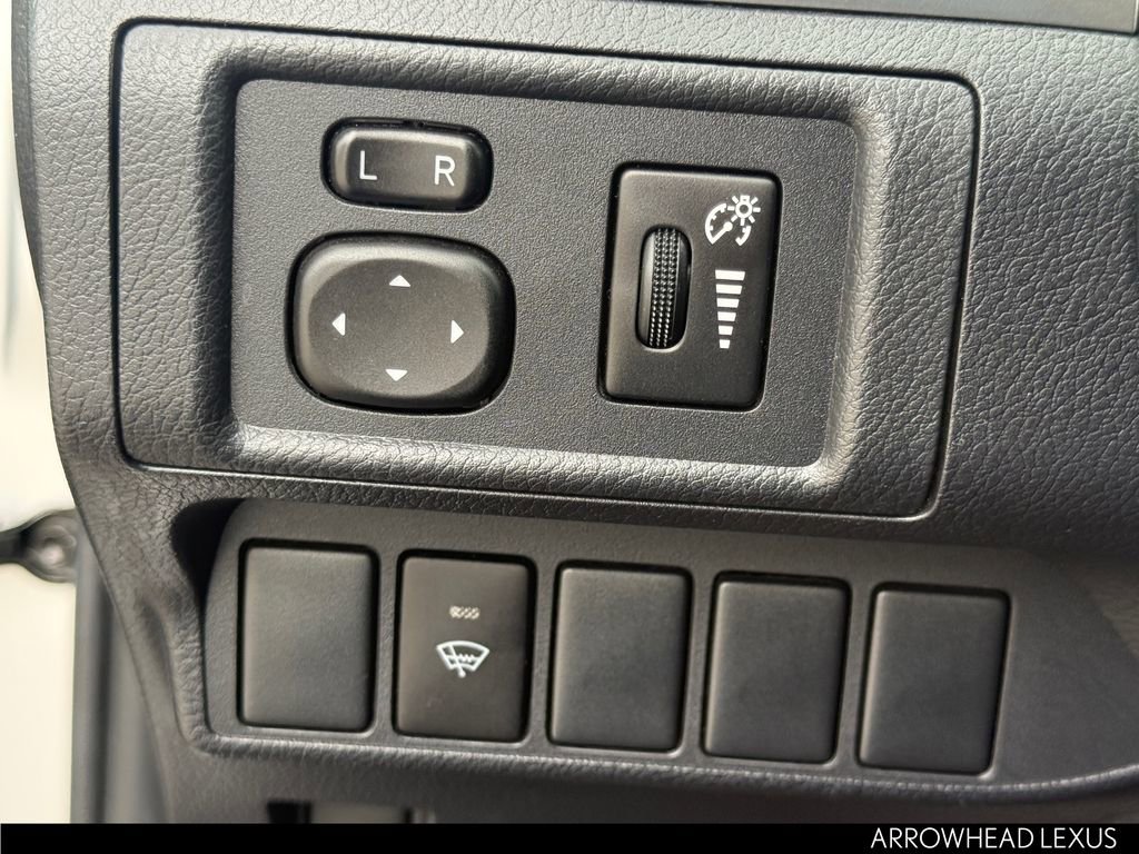 Used 2013 Lexus CT 200h w/ Premium Pkg image 21