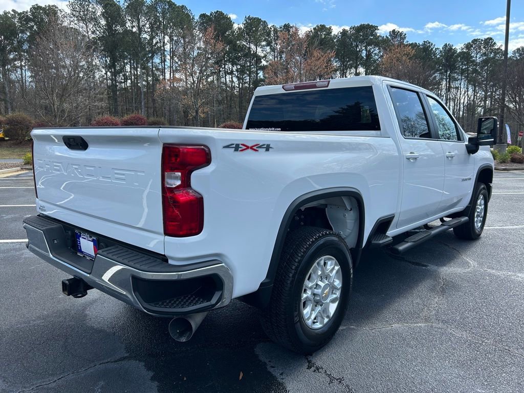 Used 2024 Chevrolet Silverado 3500 LT image 24