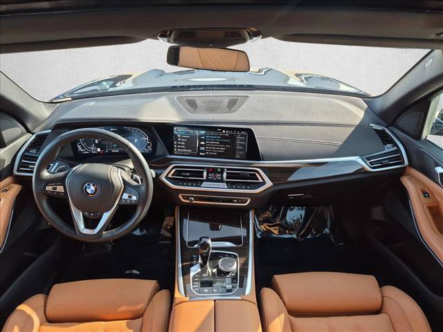 Used 2023 BMW X5 xDrive45e w/ Parking Assistance Package AWD/4WD image 19