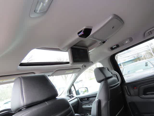 Certified 2023 Honda Odyssey Touring image 17