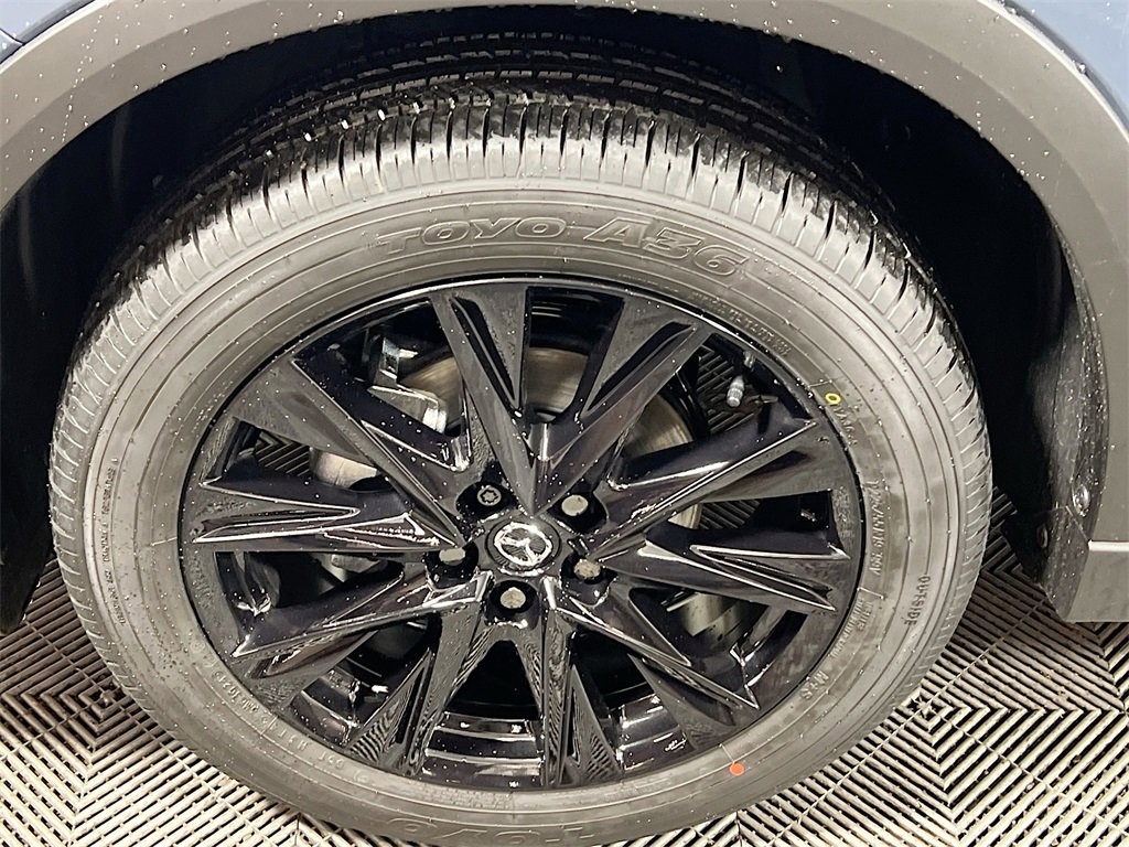 Used 2025 MAZDA CX-5 Carbon Edition image 24