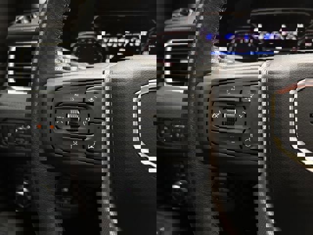 Used 2021 GMC Yukon Denali w/ Denali Premium Package image 14