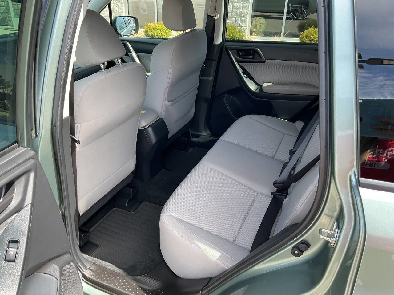 Used 2018 Subaru Forester 2.5i Premium AWD/4WD image 30