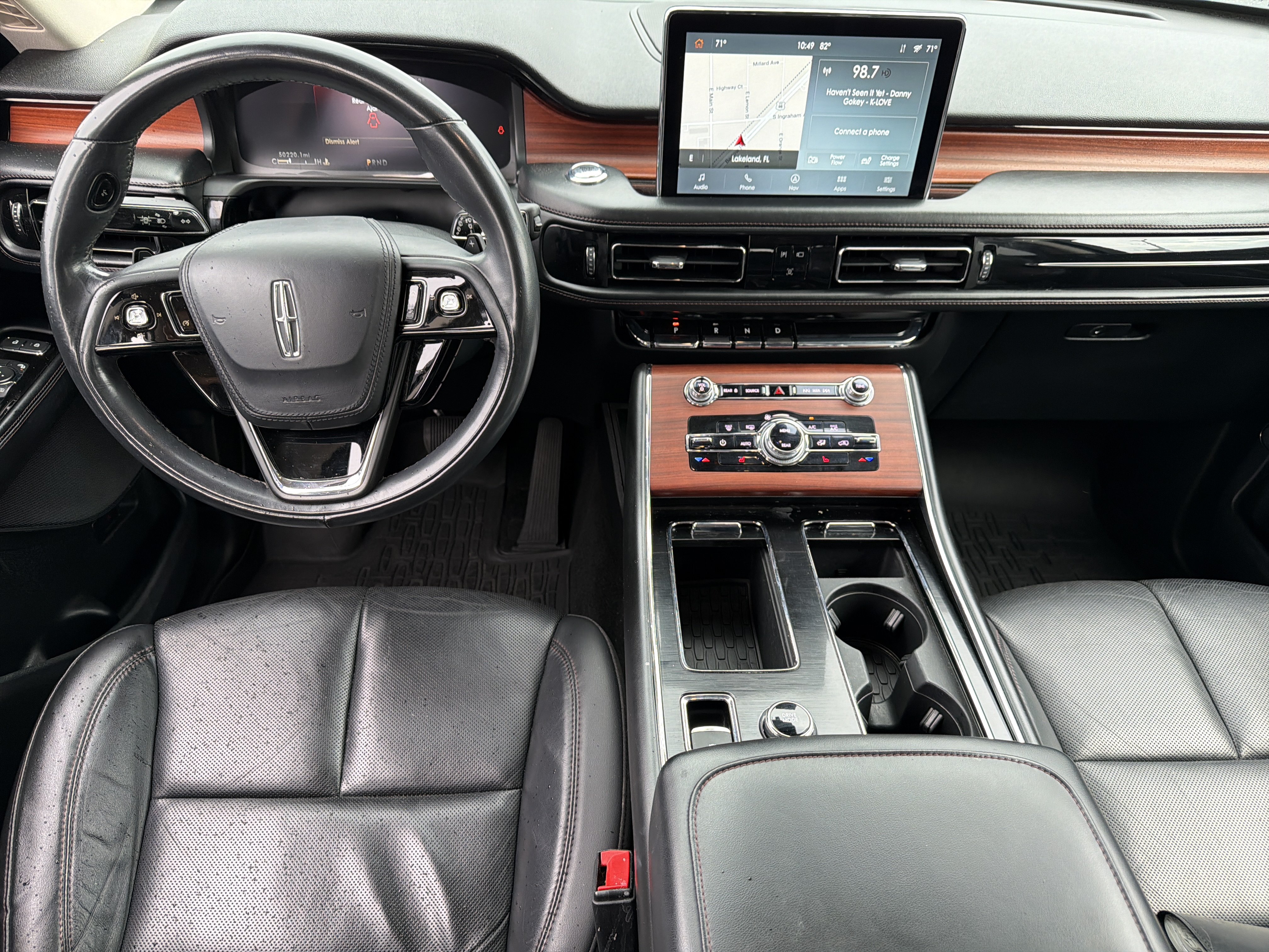 Used 2021 Lincoln Aviator Grand Touring AWD/4WD image 17