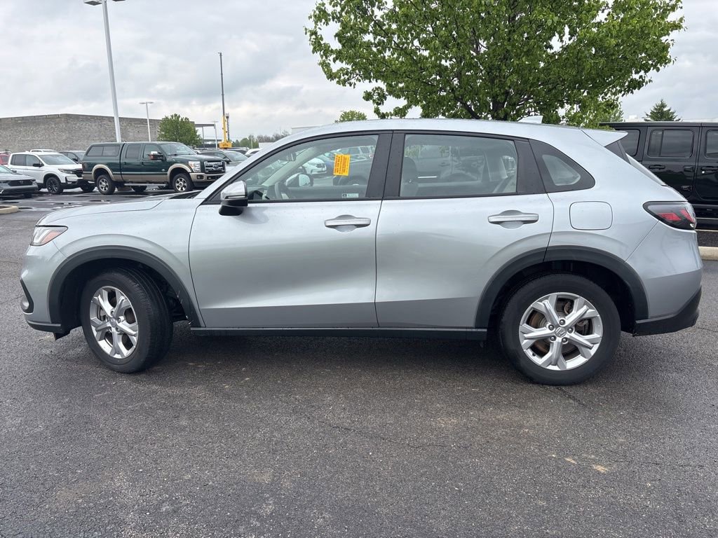 Used 2023 Honda HR-V LX image 7