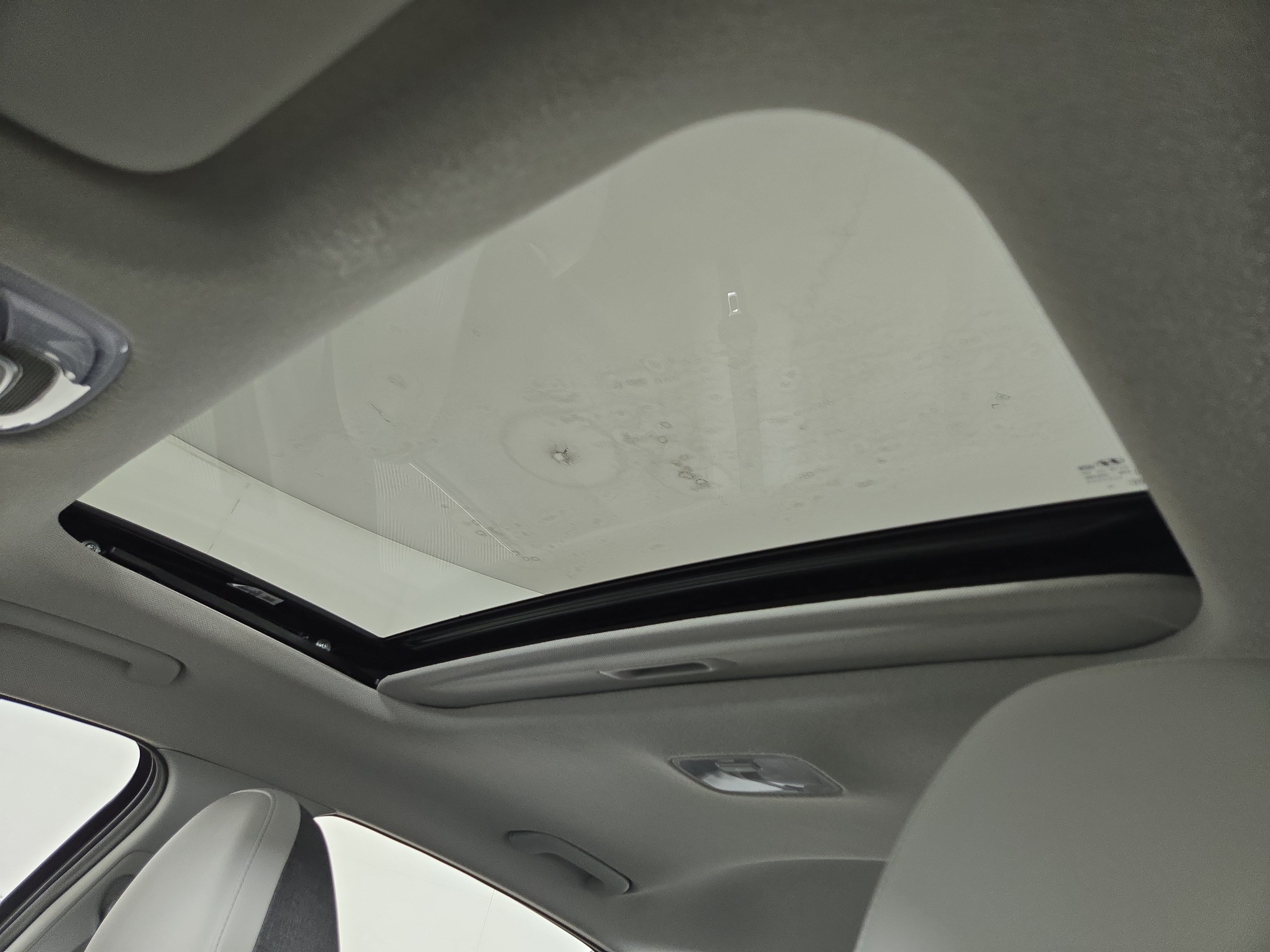 Used 2025 Hyundai Elantra Limited FWD image 22