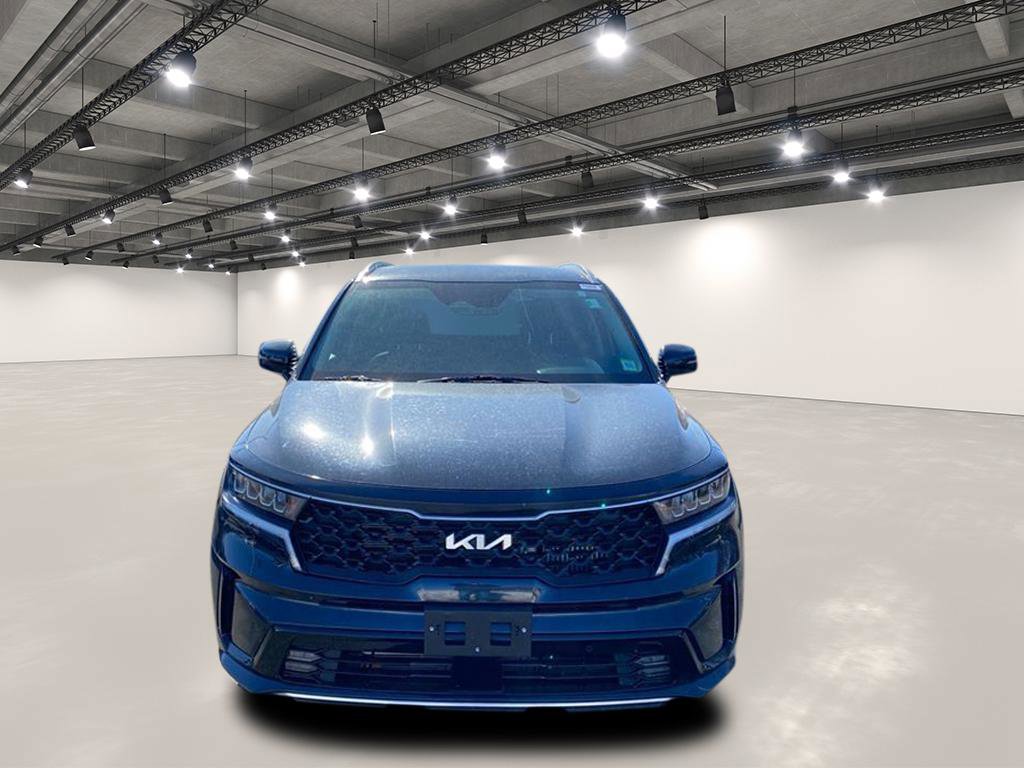 Certified 2023 Kia Sorento EX image 3