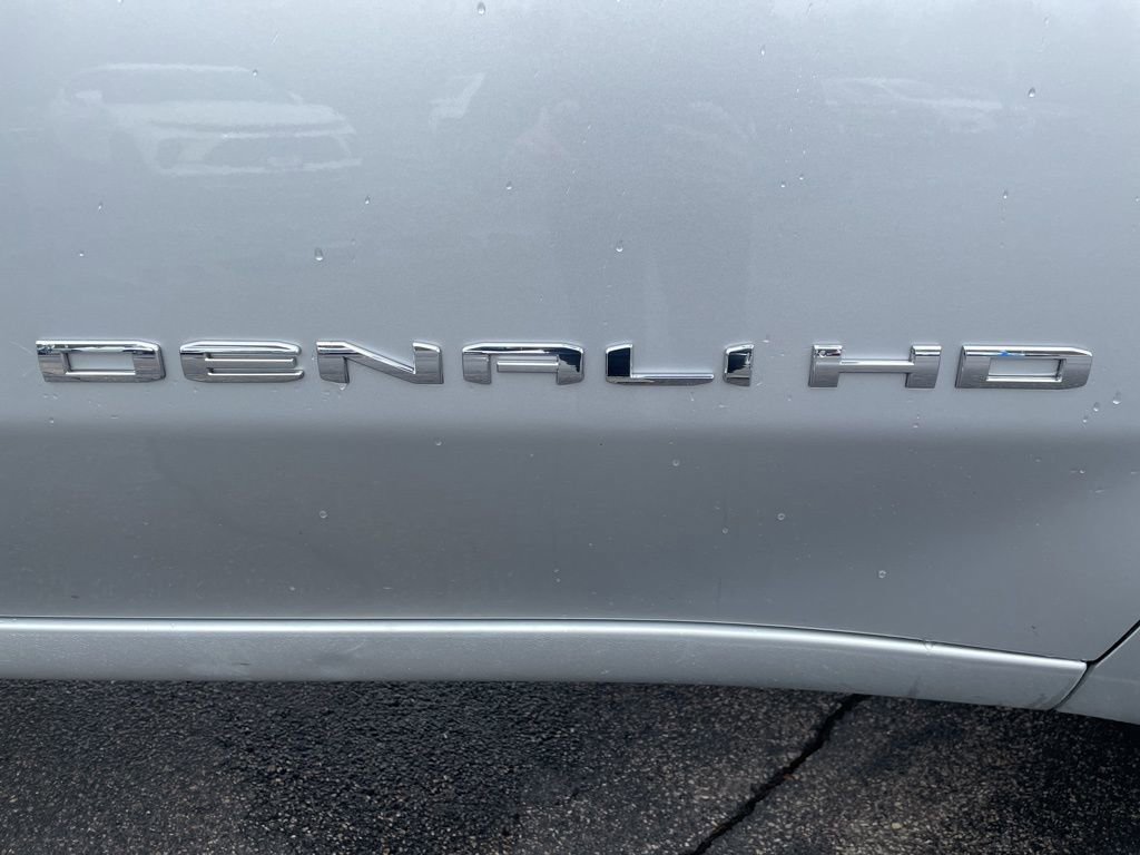 Used 2020 GMC Sierra 2500 Denali w/ Denali Ultimate Package AWD/4WD image 8