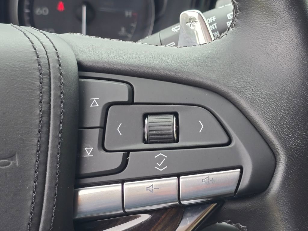 Used 2023 Cadillac XT6 Sport w/ Platinum Package AWD/4WD image 24