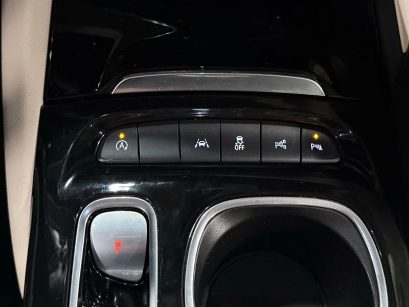 Used 2023 Buick Envision Avenir image 33