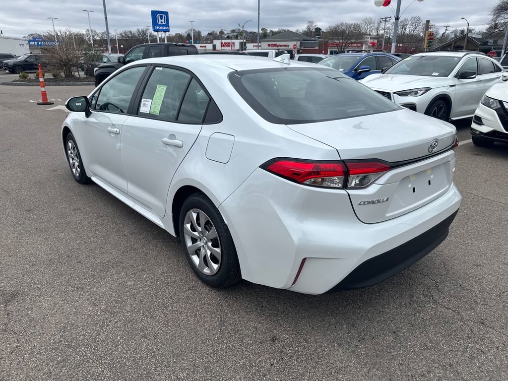 New 2026 Toyota Corolla LE FWD image 5