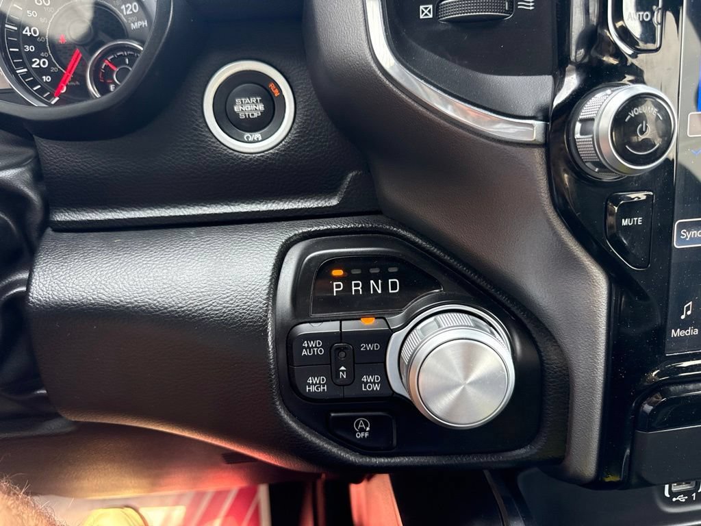 Used 2023 RAM 1500 Laramie AWD/4WD image 19