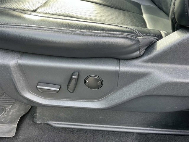 Used 2024 Ford Expedition Max XLT image 29