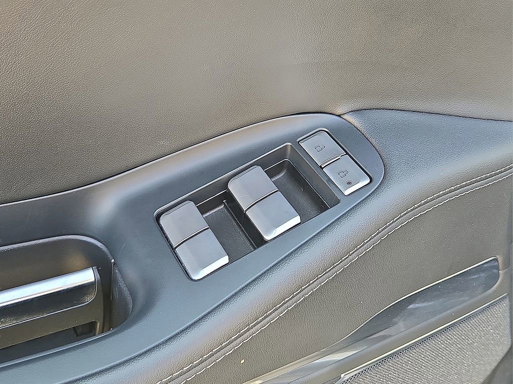 Used 2025 Lincoln Navigator Reserve image 22