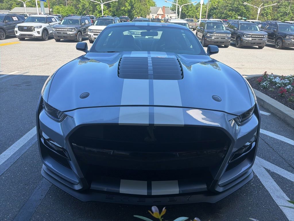 Used 2022 Ford Mustang Shelby GT500 RWD image 2