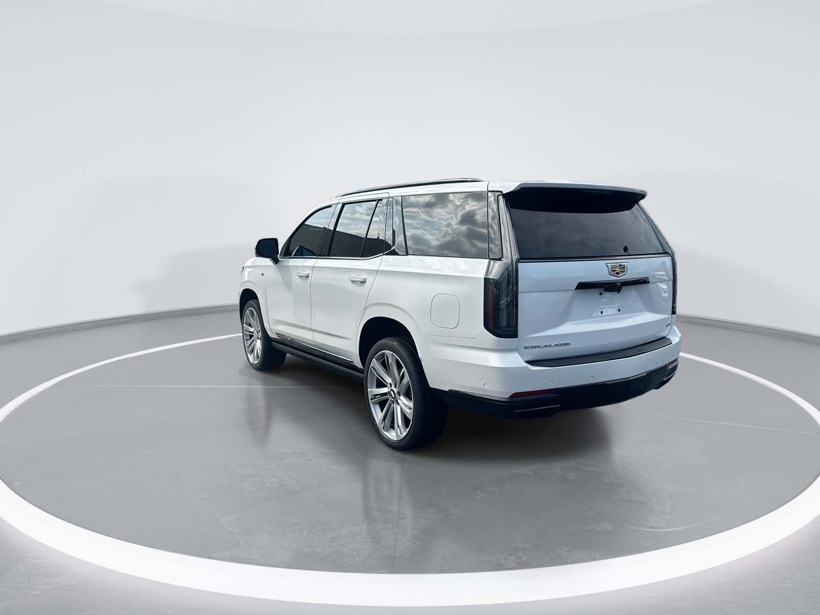 Used 2025 Cadillac Escalade Sport w/ Touring Package AWD/4WD image 7