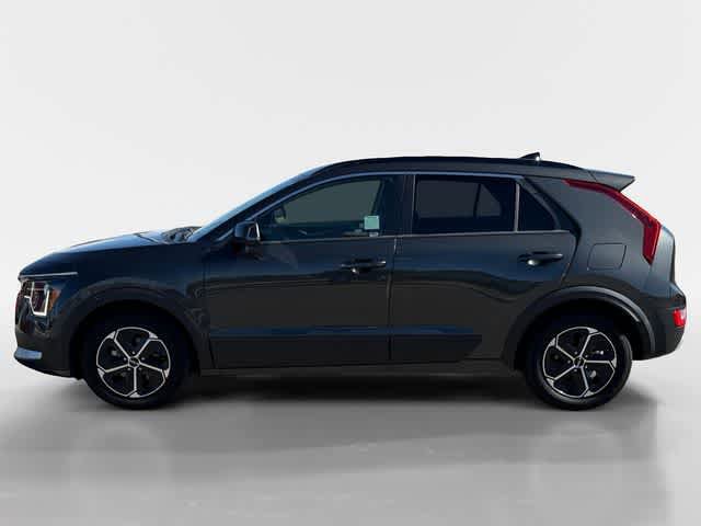 Used 2023 Kia Niro EX FWD video 3