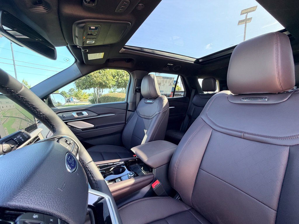 New 2026 Ford Explorer Platinum RWD image 21