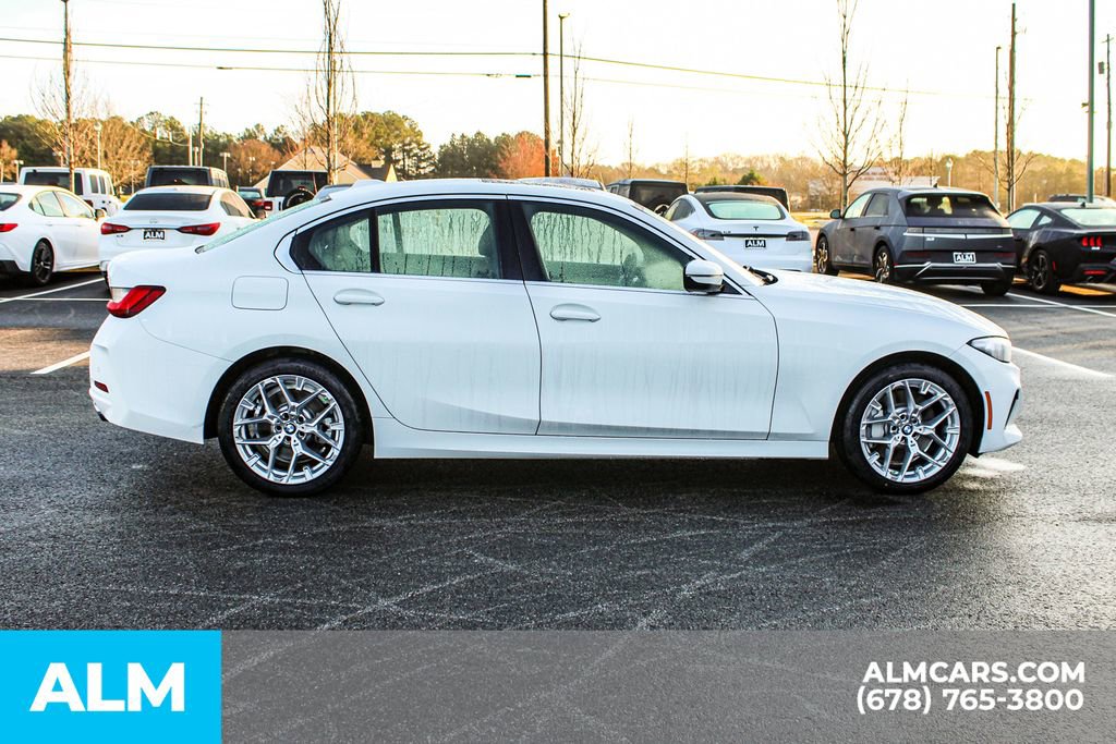 Used 2025 BMW 330i xDrive Sedan AWD/4WD image 9
