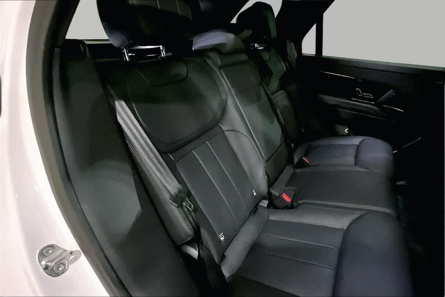 Used 2025 Land Rover Range Rover Sport Dynamic SE AWD/4WD image 19