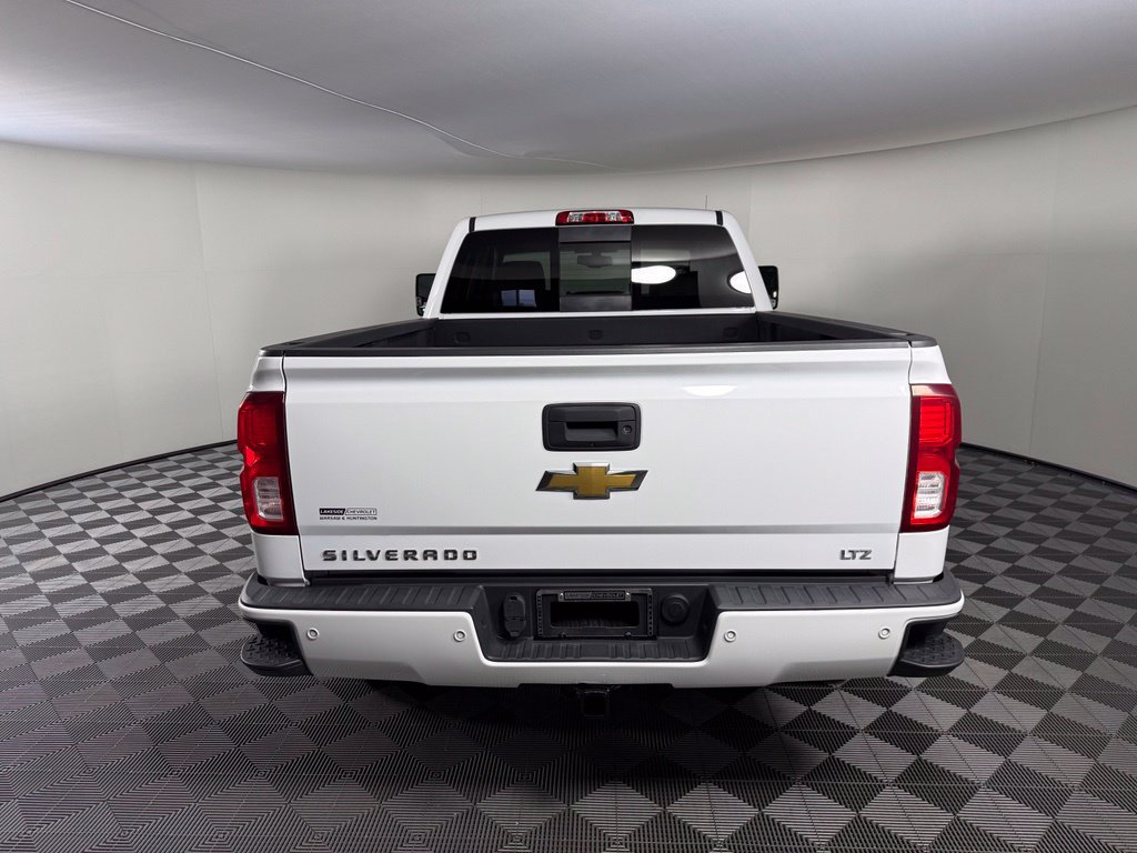 Used 2017 Chevrolet Silverado 1500 LTZ Z71 w/ LTZ Plus Package AWD/4WD image 4