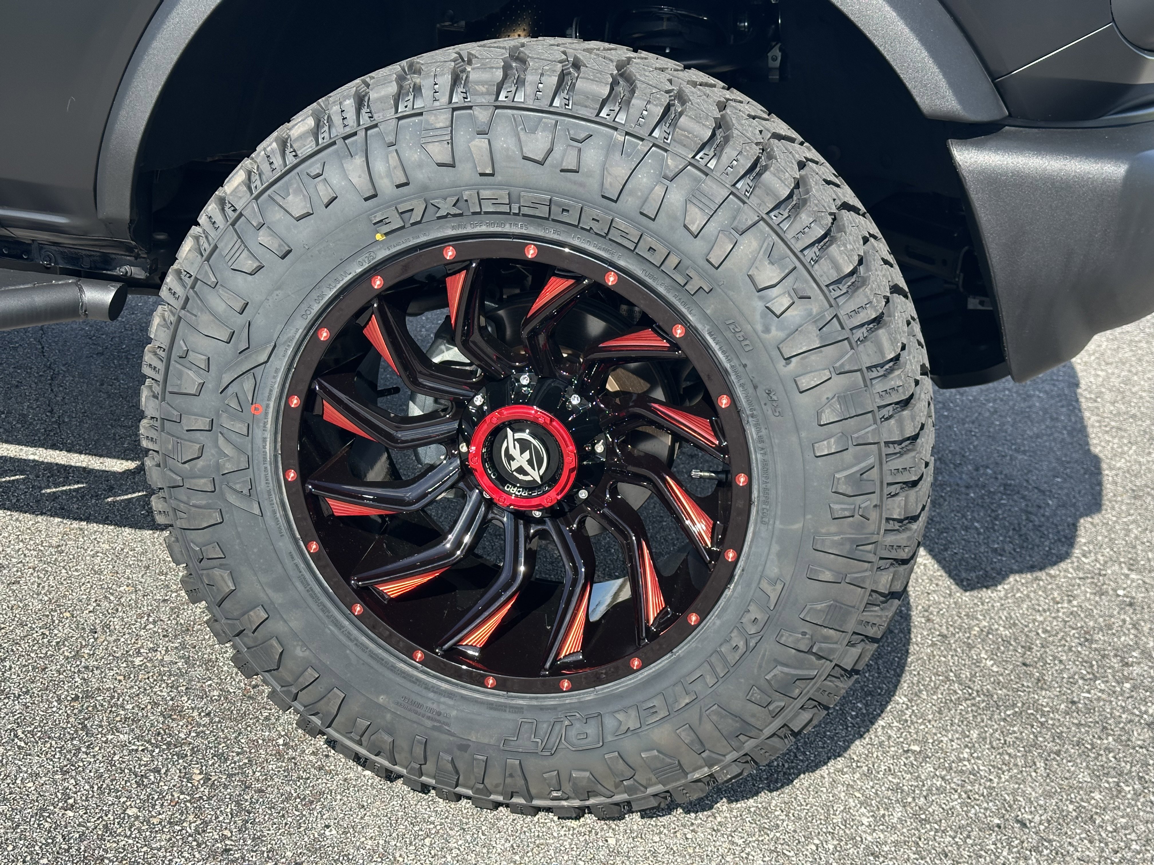 Used 2024 Ford Bronco Big Bend image 10