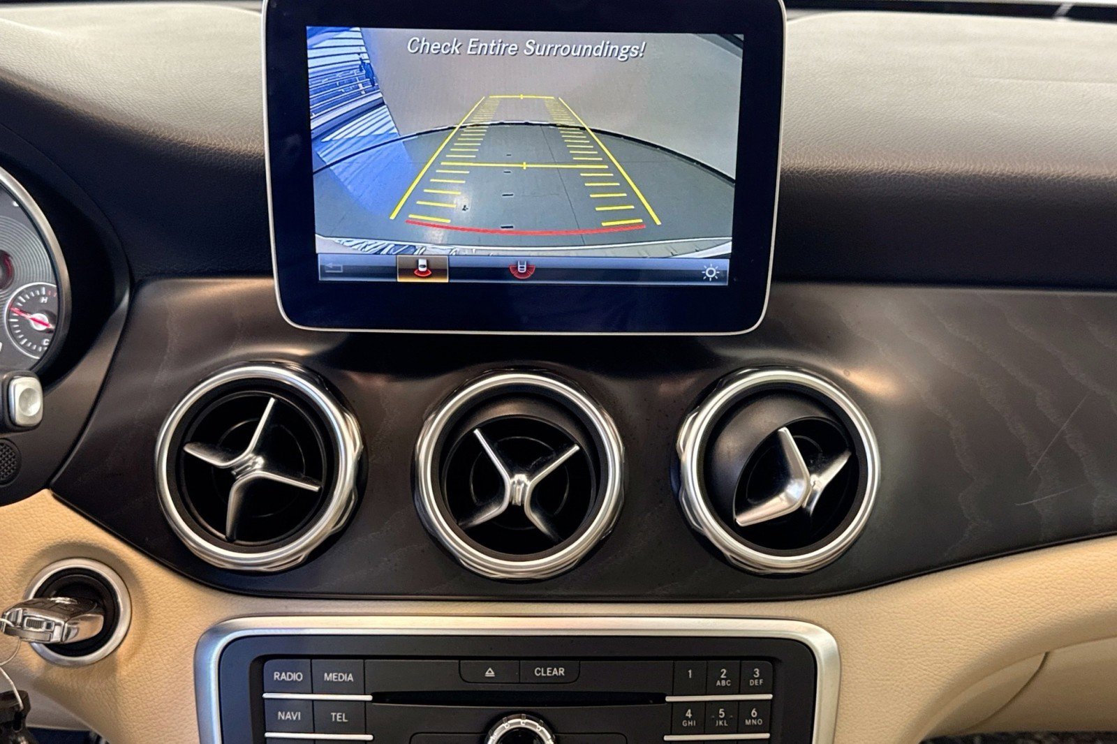 Used 2019 Mercedes-Benz GLA 250 GLA 250 4MATIC SUV w/ Convenience Package image 14