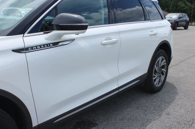 Used 2023 Lincoln Corsair AWD w/ Equipment Group 101A image 46
