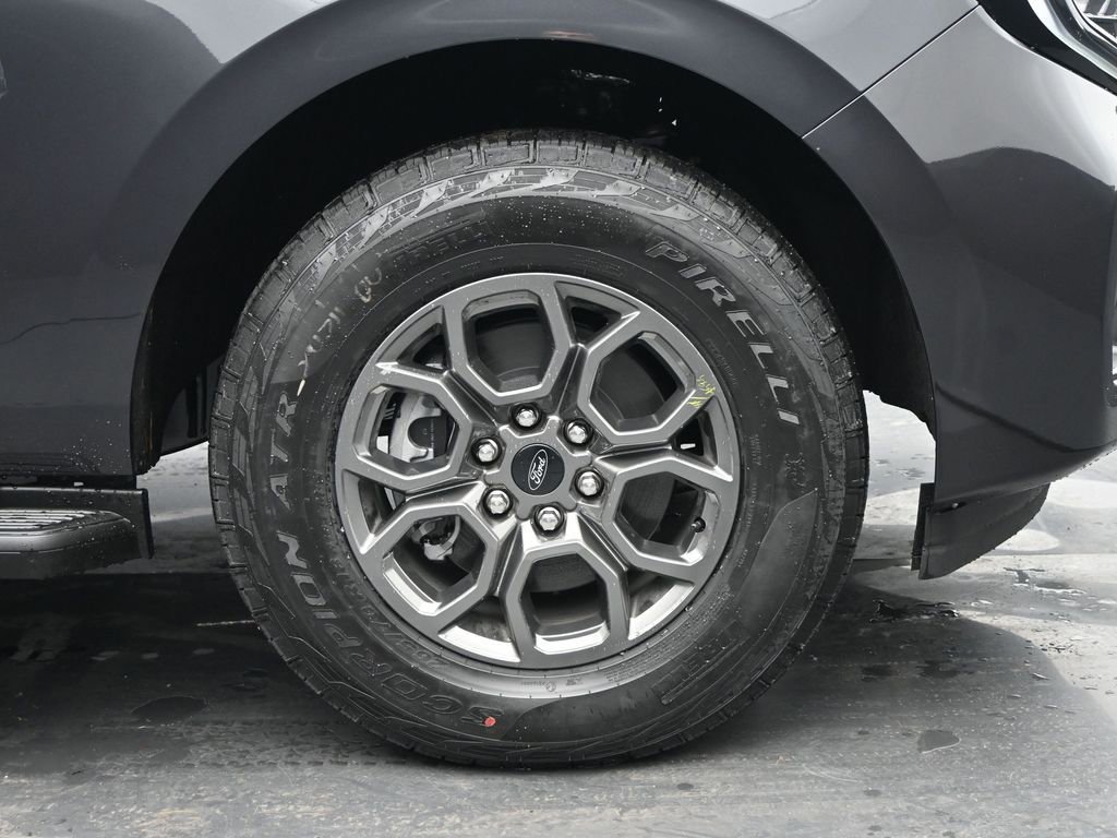 New 2025 Ford Expedition Active image 29