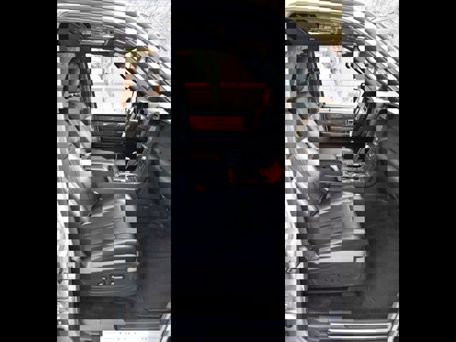 Used 2017 Lincoln Navigator Select image 33