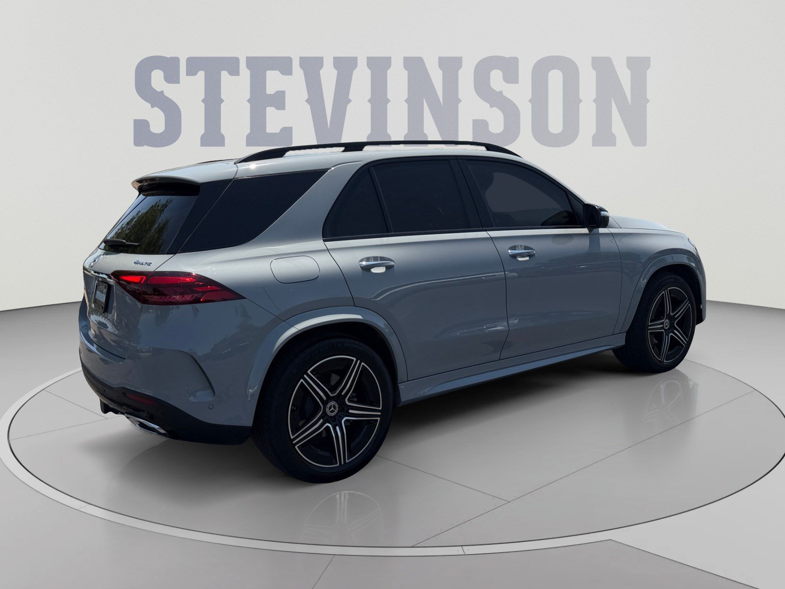 Used 2025 Mercedes-Benz GLE 350 4MATIC image 5