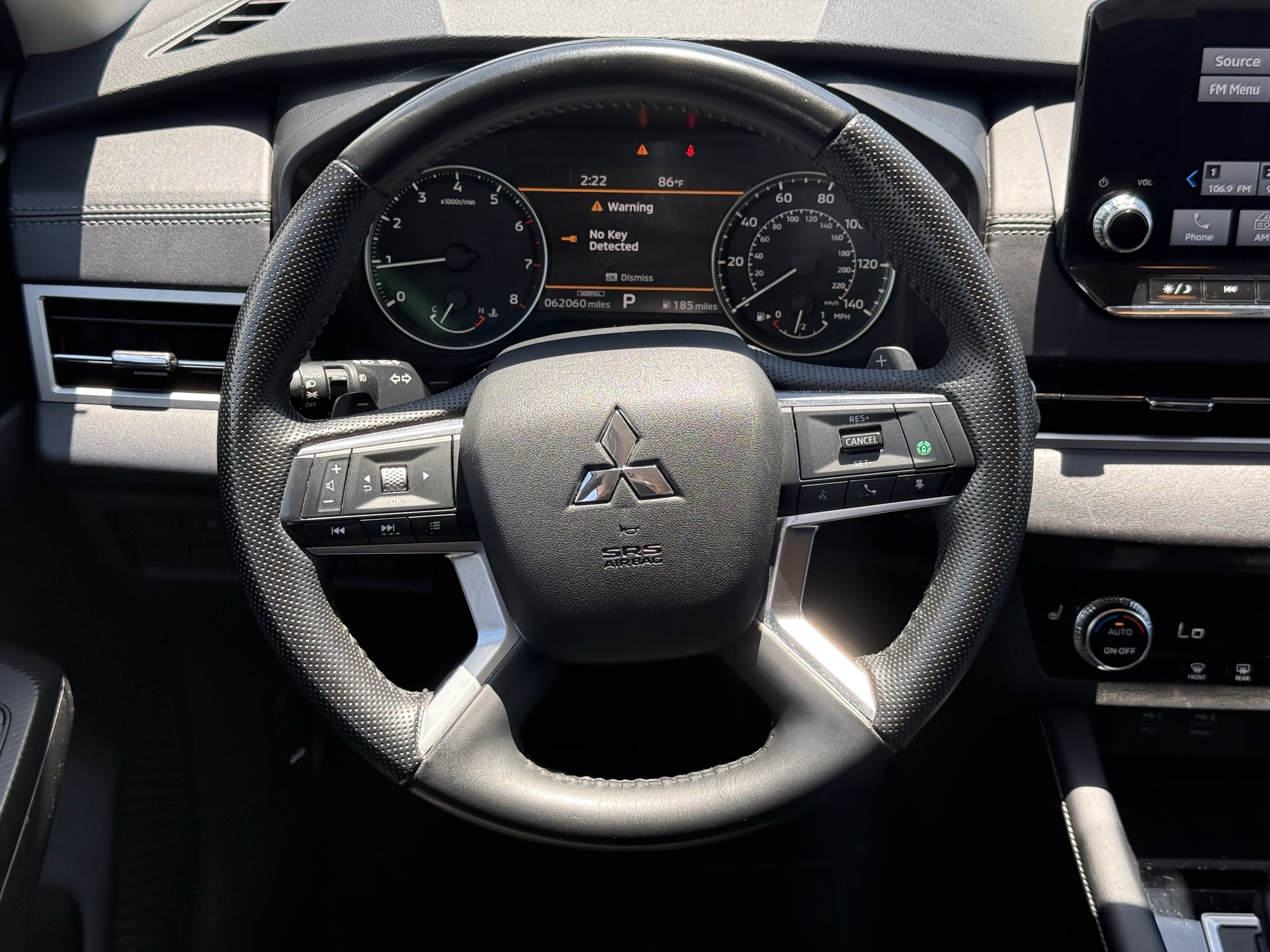 Used 2024 Mitsubishi Outlander SE FWD image 15