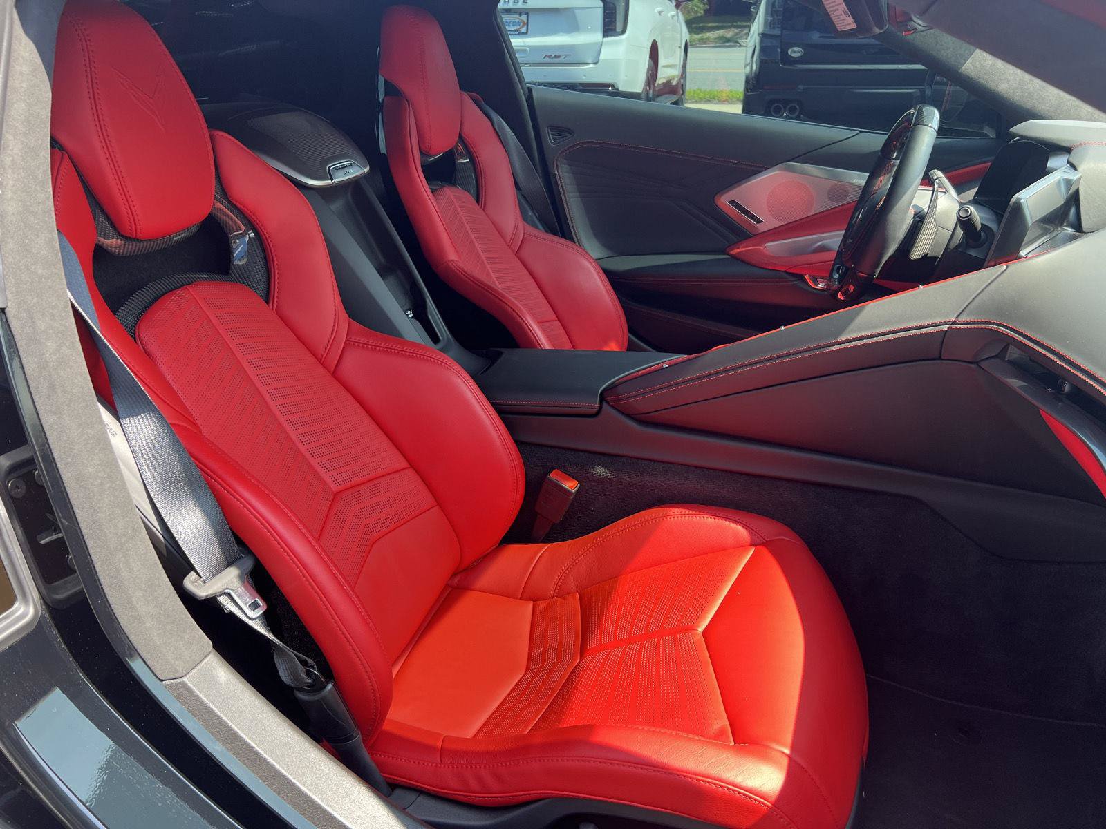 Used 2023 Chevrolet Corvette Z06 w/ Z07 Performance Package RWD image 16