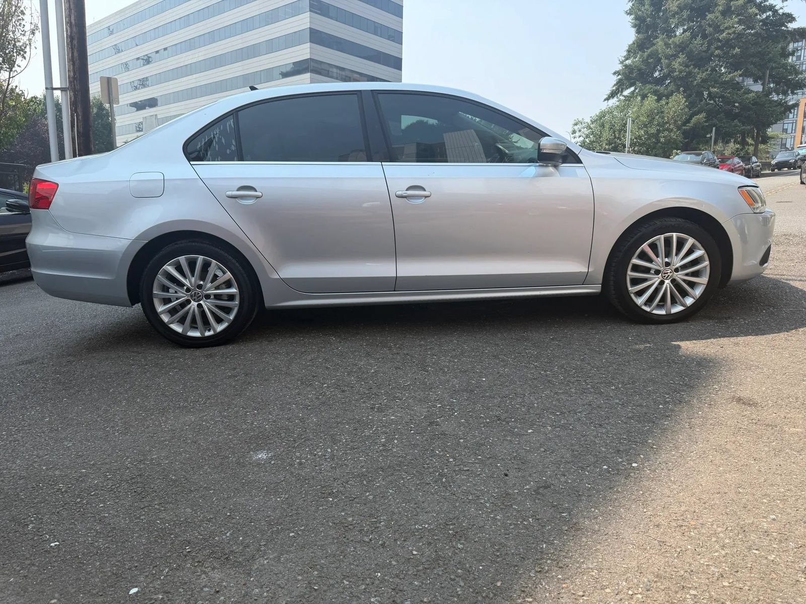 Used 2013 Volkswagen Jetta TDI FWD image 4