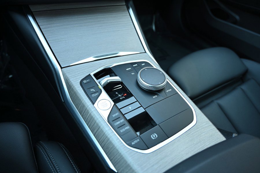 Used 2025 BMW 330i 330i Sedan image 34