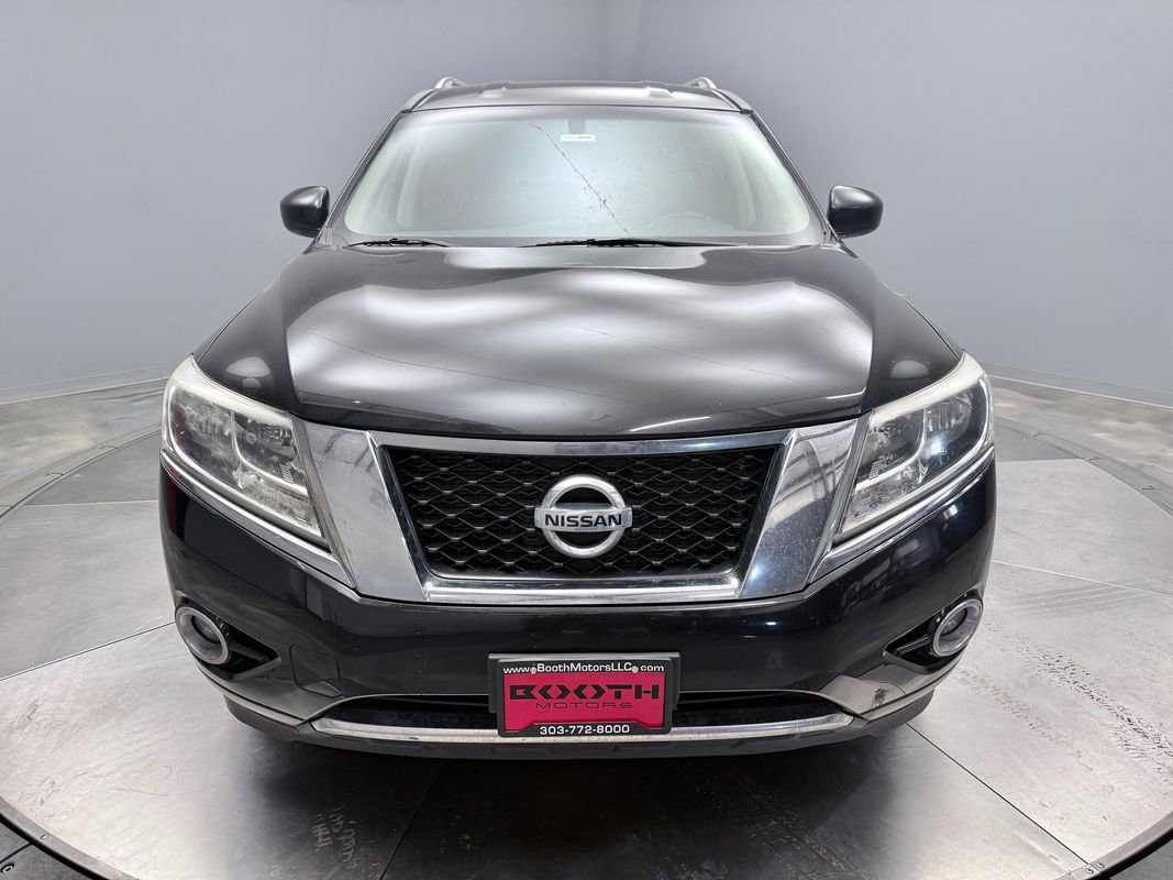 Used 2016 Nissan Pathfinder SV w/ SV Cold Weather Package AWD/4WD image 2