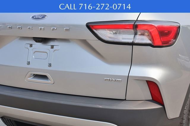 Used 2022 Ford Escape SE image 12