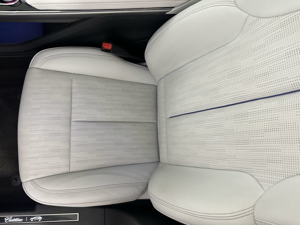 Certified 2023 Cadillac Lyriq 2WD image 23