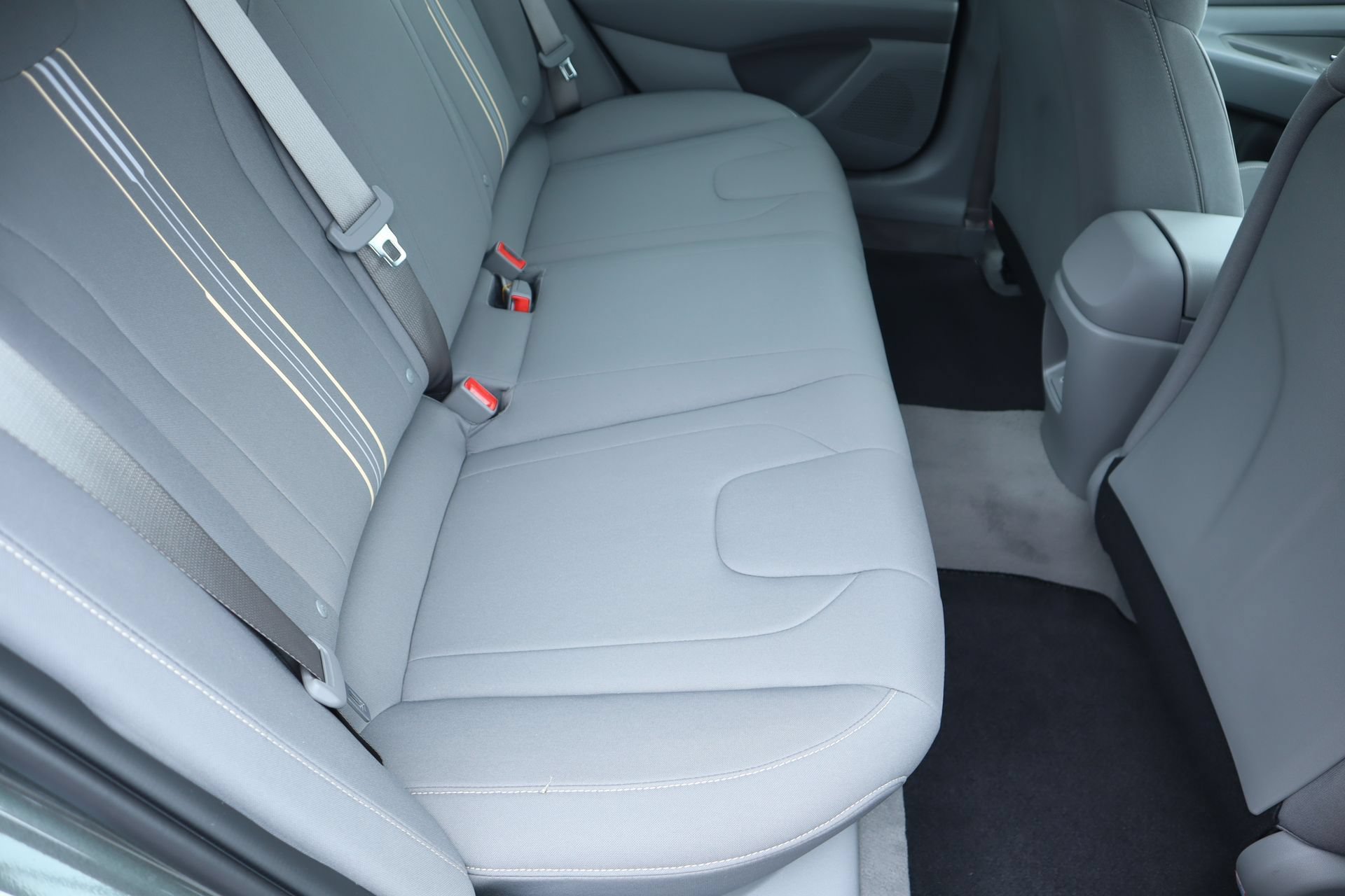 New 2026 Hyundai Elantra Sport FWD image 19