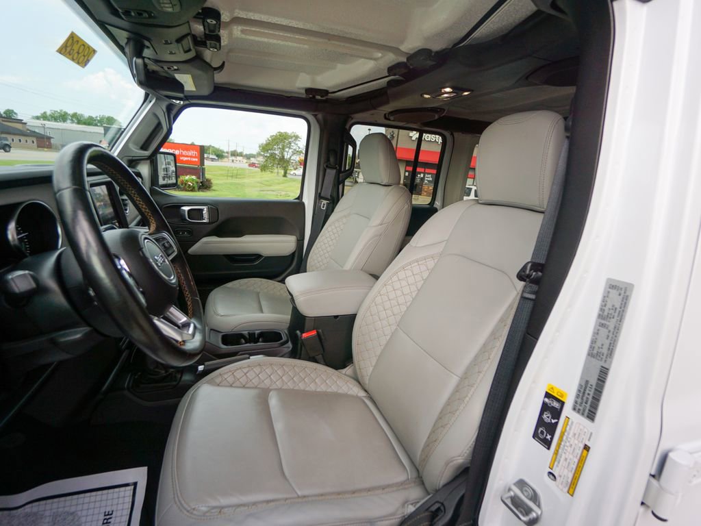Used 2021 Jeep Wrangler Unlimited Sahara image 16